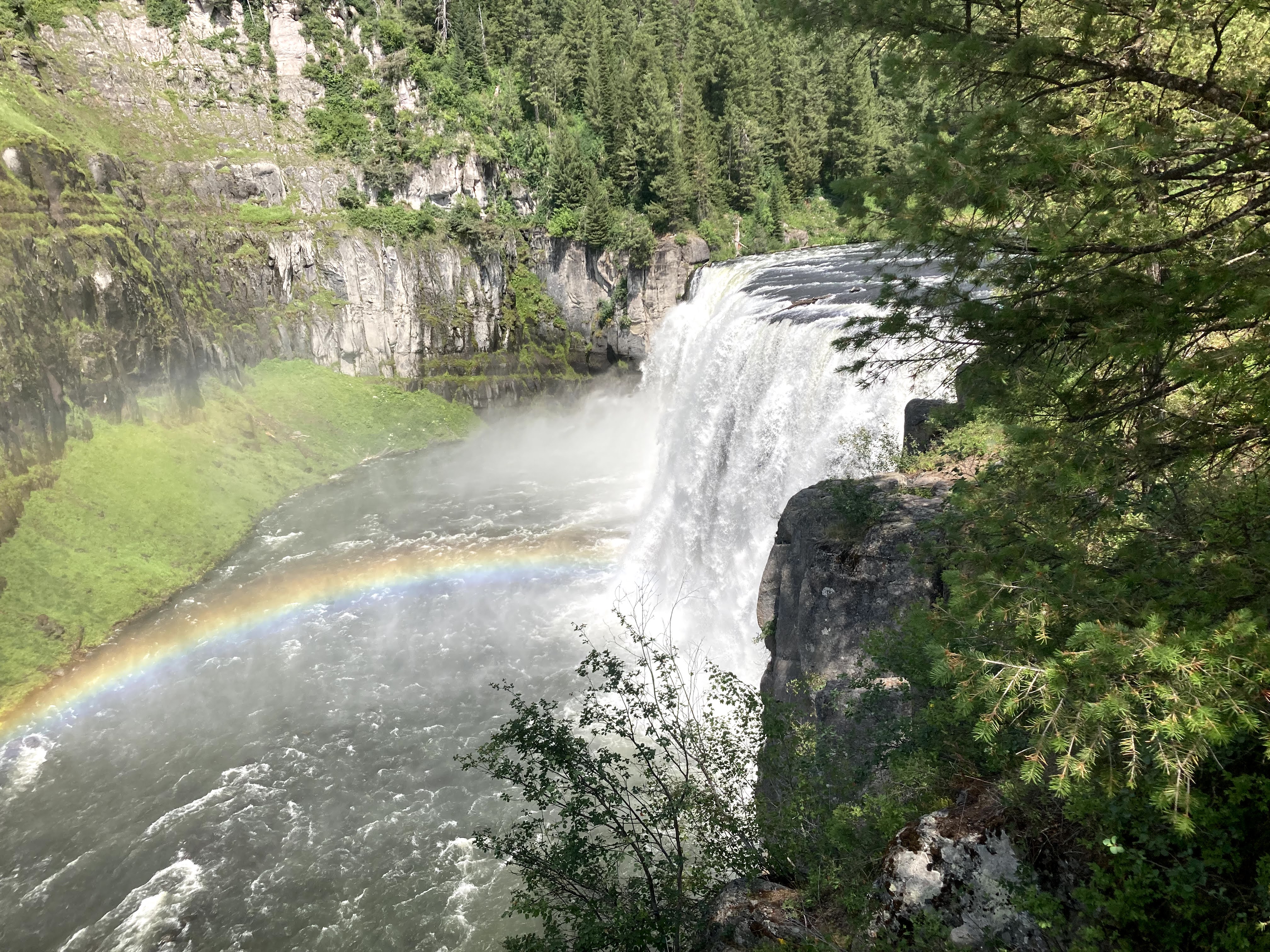 Picture Jaeda took of a waterfall with a rainbow